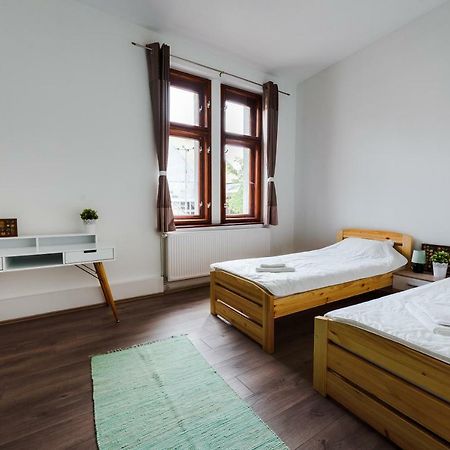 Gold Apartment - Győr Buitenkant foto